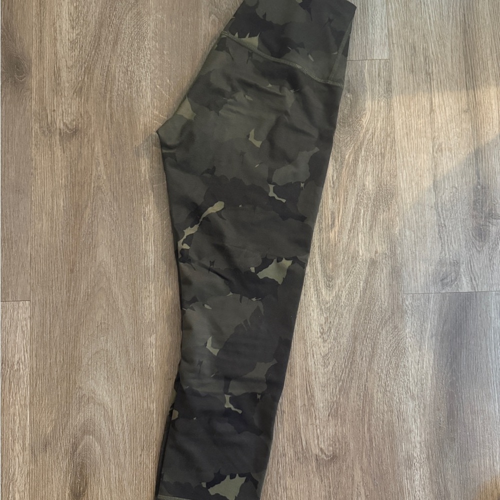 Lululemon Camouflage Leggings
